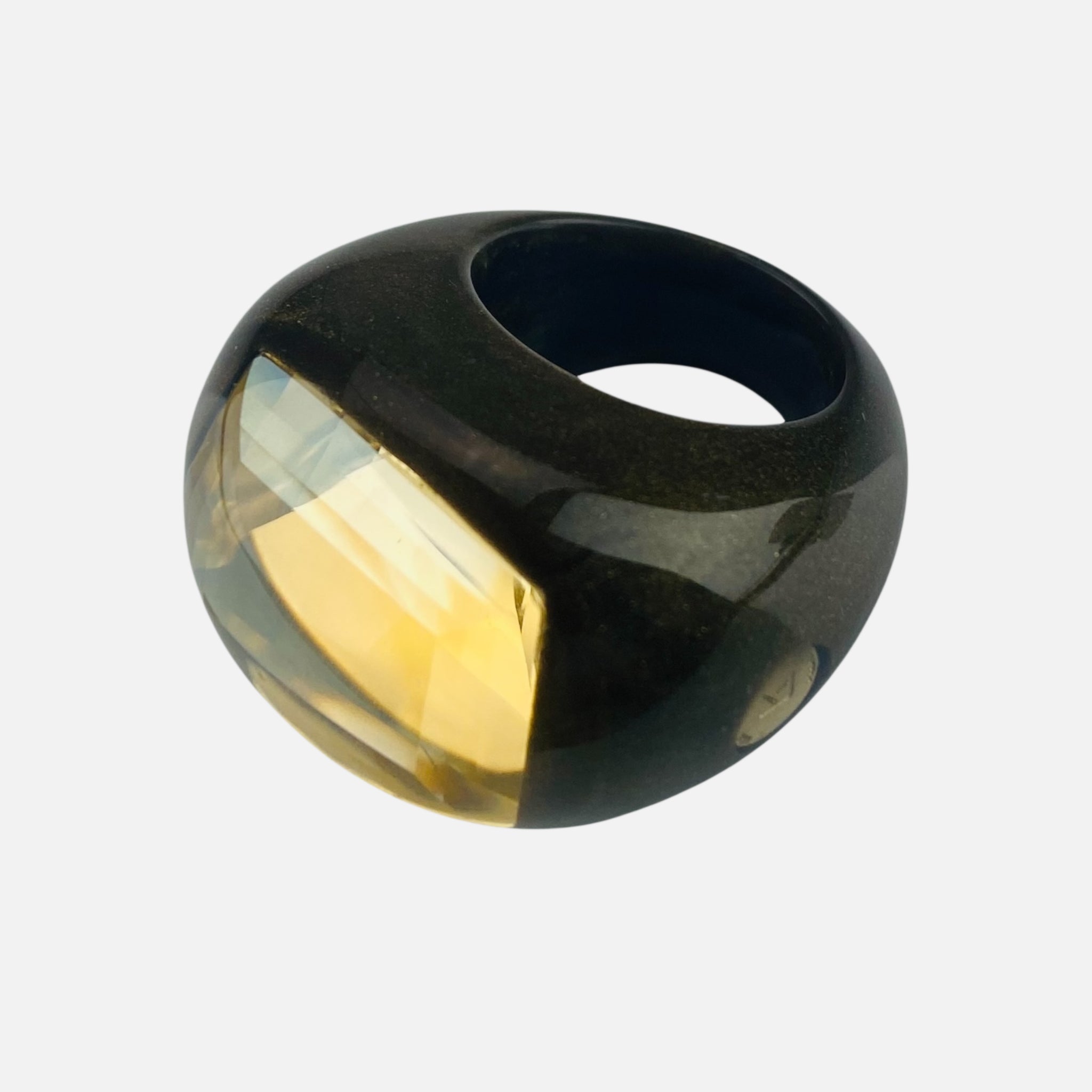 Sphere Building Ring